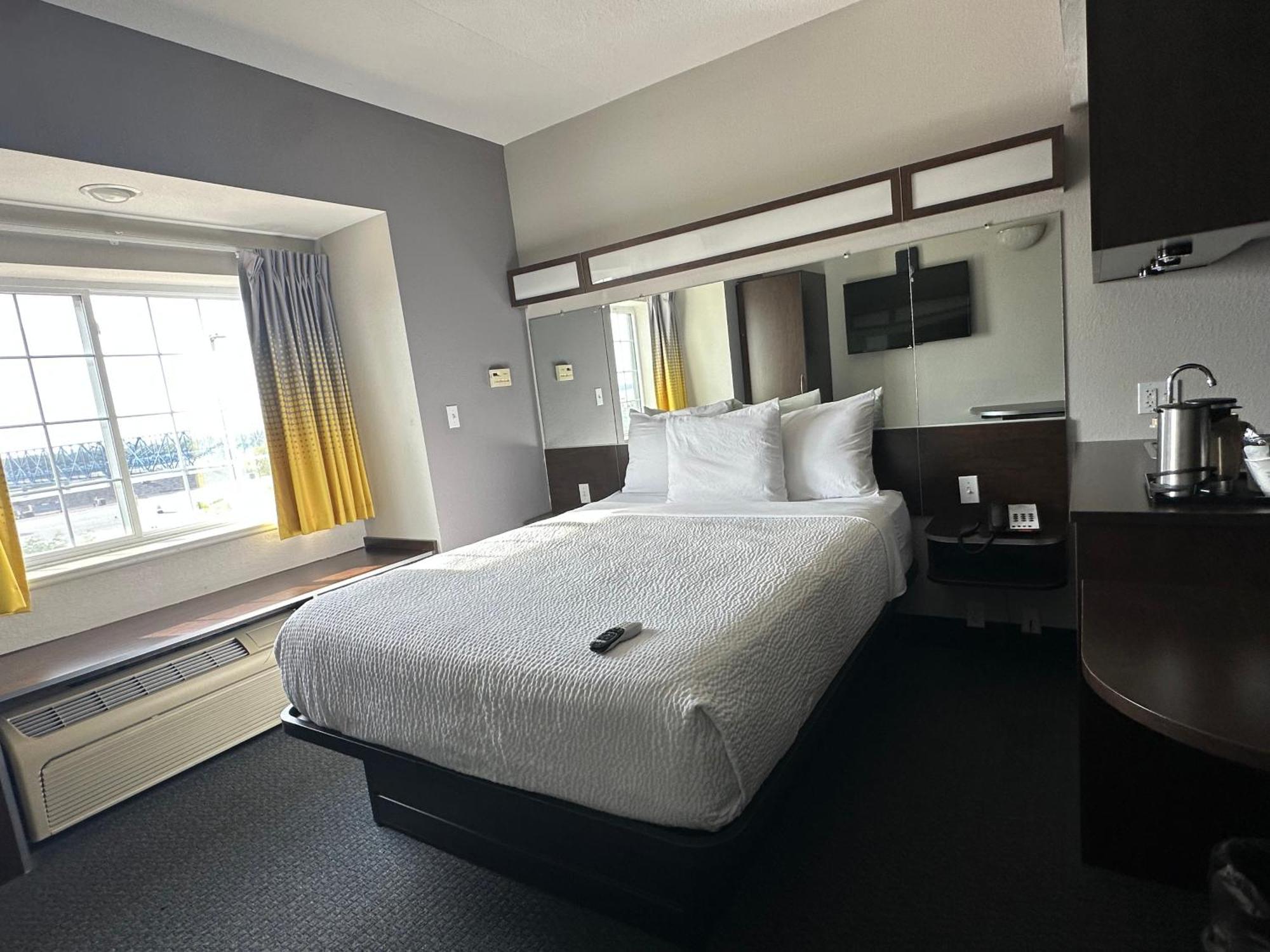 Microtel Inn & Suites By Wyndham Quincy Downtown - River Area Kültér fotó