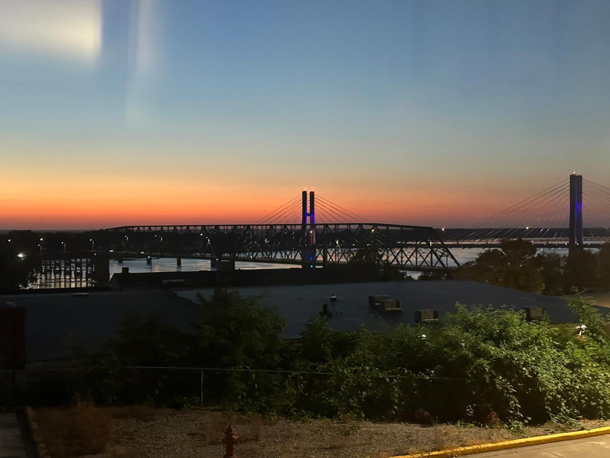 Microtel Inn & Suites By Wyndham Quincy Downtown - River Area Kültér fotó