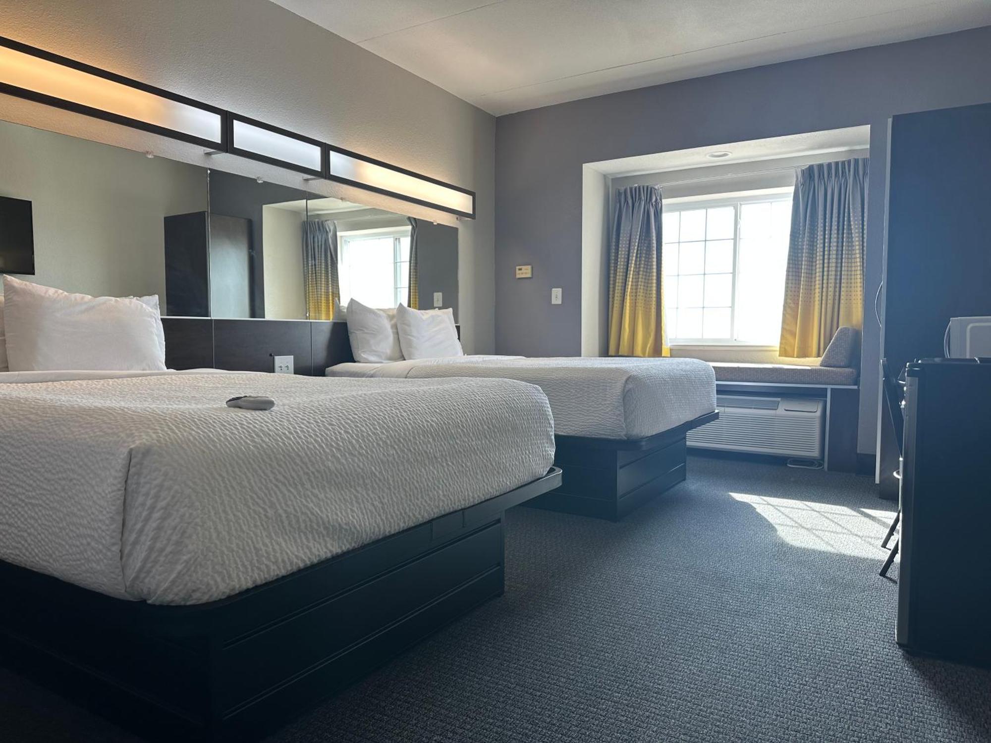 Microtel Inn & Suites By Wyndham Quincy Downtown - River Area Kültér fotó